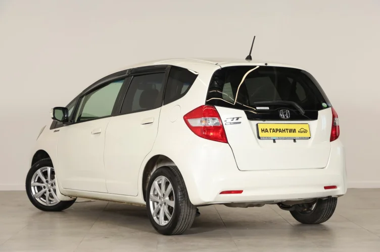 Honda Fit 6 из 6