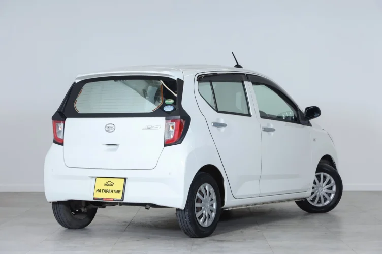 Daihatsu Mira e:S 6 из 6