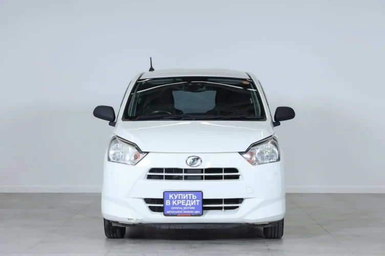 Daihatsu Mira e:S 2 из 6