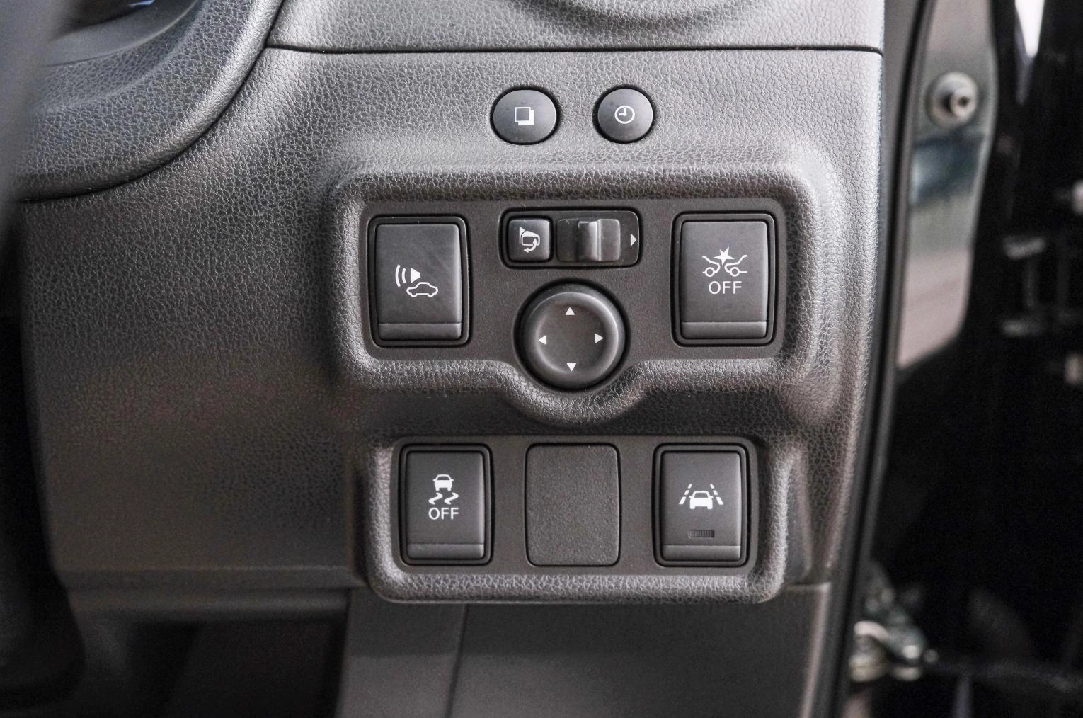 Nissan Note 18 из 22