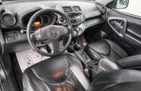 Toyota RAV4 8 из 26