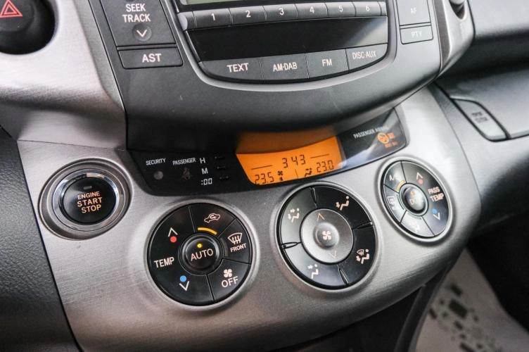 Toyota RAV4 16 из 26