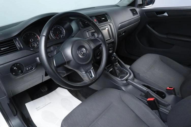 Volkswagen Jetta 9 из 18