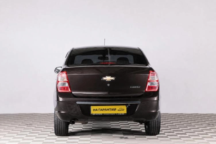 Chevrolet Cobalt 5 из 6