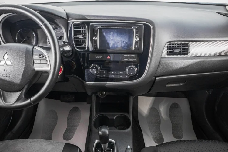 Mitsubishi Outlander 17 из 25