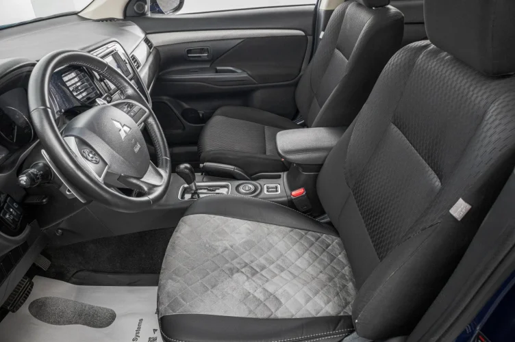 Mitsubishi Outlander 10 из 25