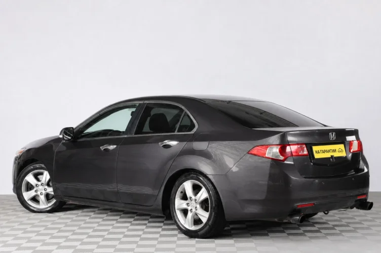 Honda Accord 4 из 6