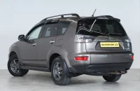 Mitsubishi Outlander 4 из 18