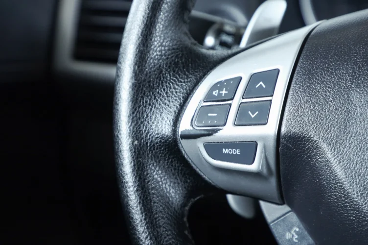 Mitsubishi Outlander 12 из 18