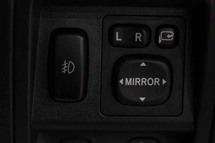 Mitsubishi Pajero Mini 21 из 30