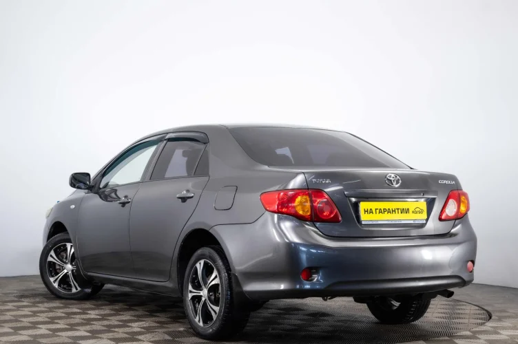 Toyota Corolla 6 из 6