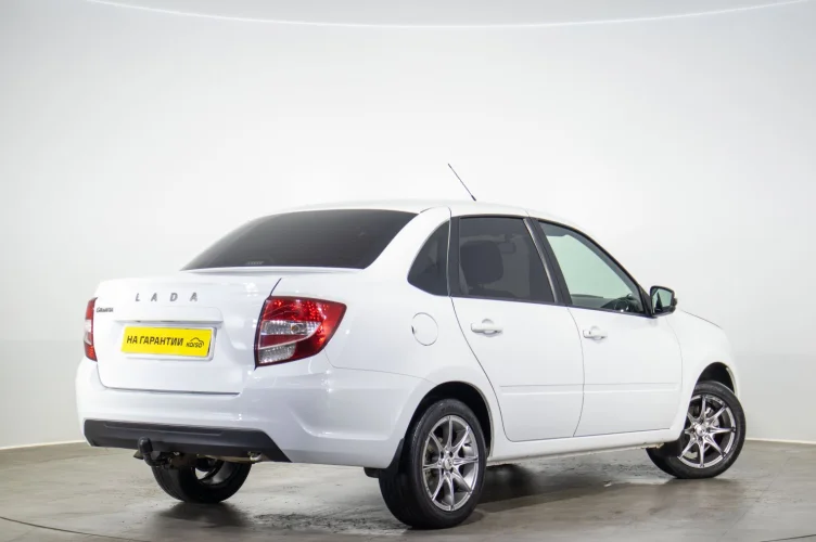 ВАЗ (LADA) Granta 4 из 6