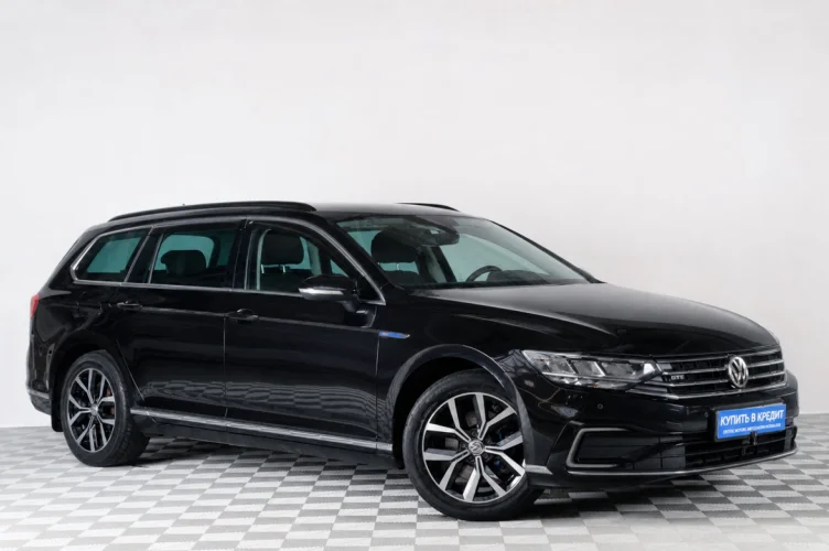 Volkswagen Passat 1 из 6