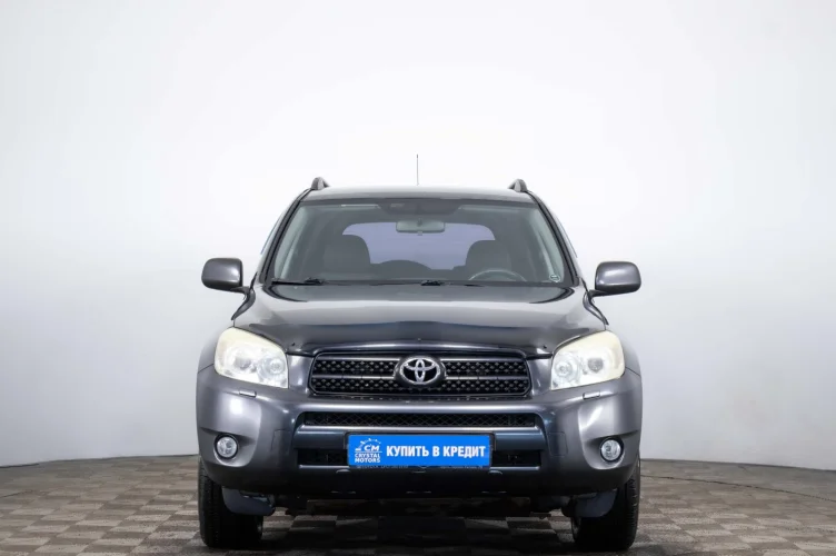 Toyota RAV4 2 из 6