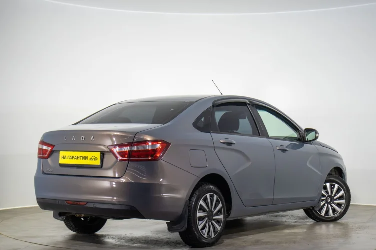 ВАЗ (LADA) Vesta 4 из 6