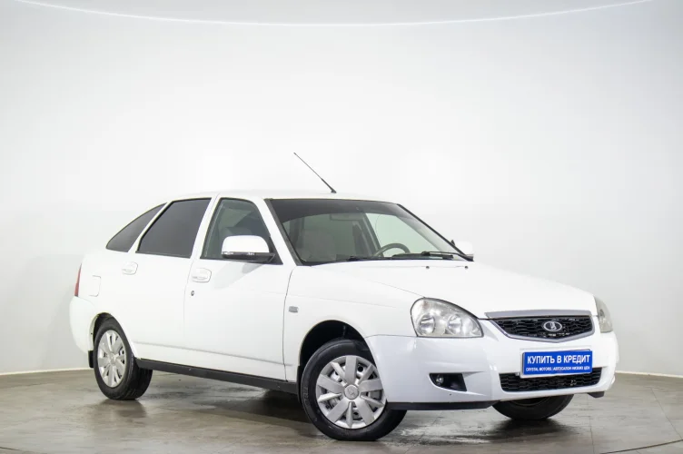 ВАЗ (LADA) Priora 1 из 6