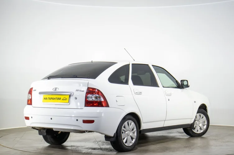 ВАЗ (LADA) Priora 4 из 6