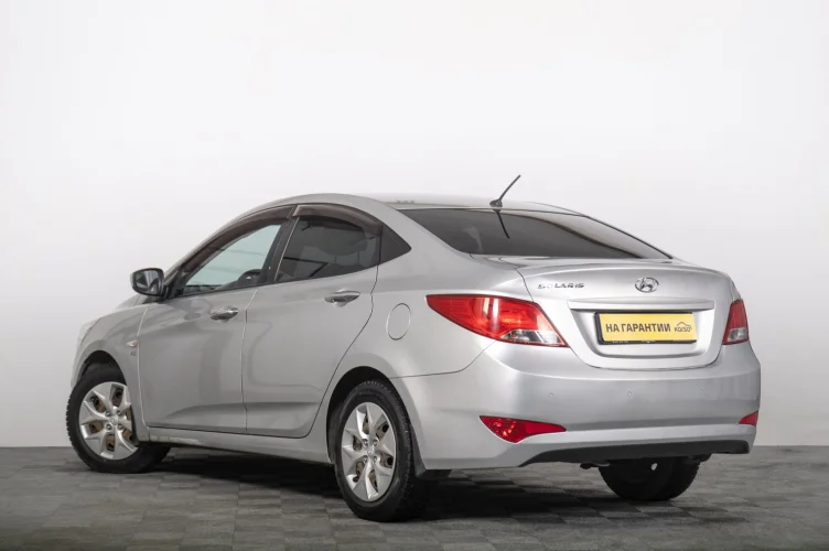 Hyundai Solaris 5 из 6