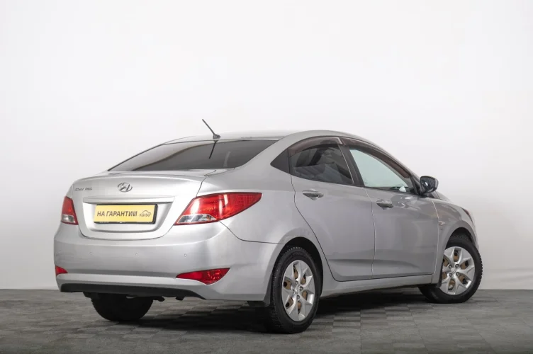 Hyundai Solaris 6 из 6