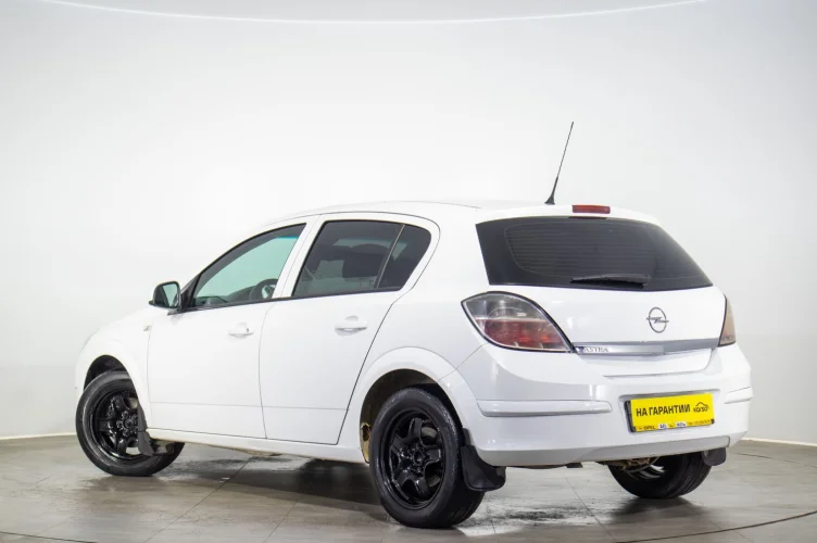 Opel Astra 6 из 6