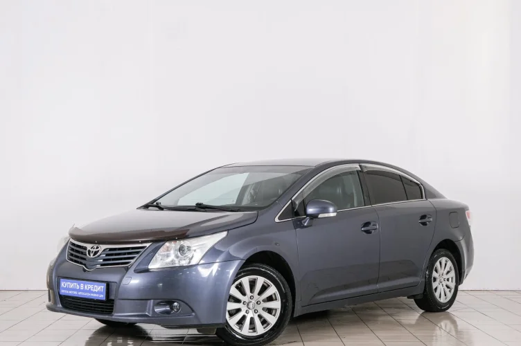 Toyota Avensis 3 из 6