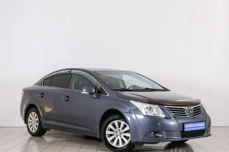 Toyota Avensis 1 из 6