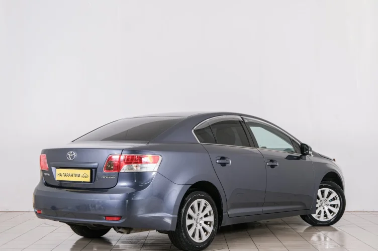 Toyota Avensis 6 из 6