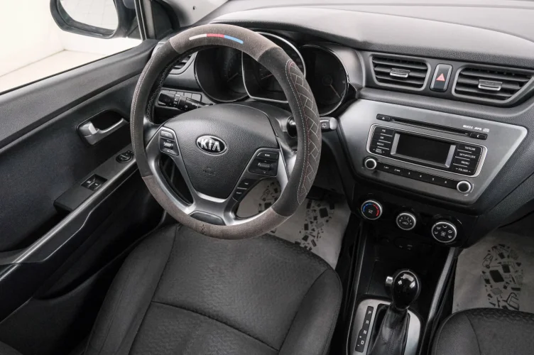 KIA Rio 9 из 22