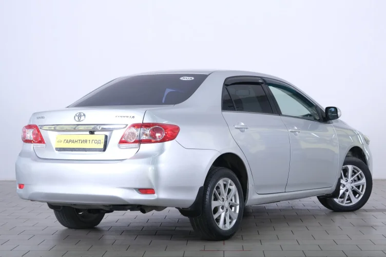 Toyota Corolla 6 из 6