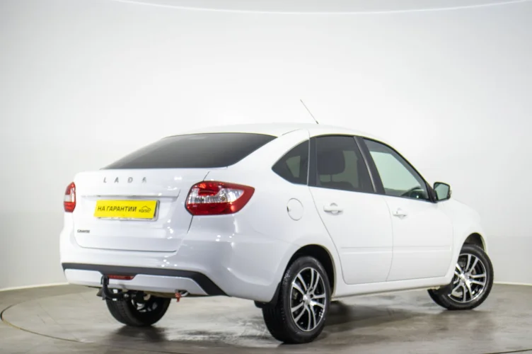 ВАЗ (LADA) Granta 4 из 6