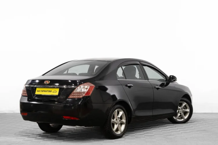 Geely Emgrand EC7 4 из 6