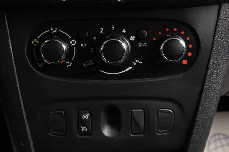 Renault Sandero Stepway 14 из 19