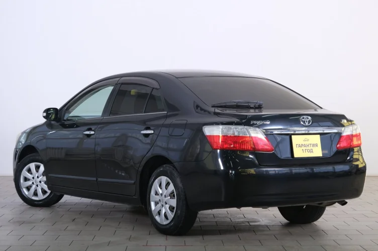 Toyota Premio 4 из 6