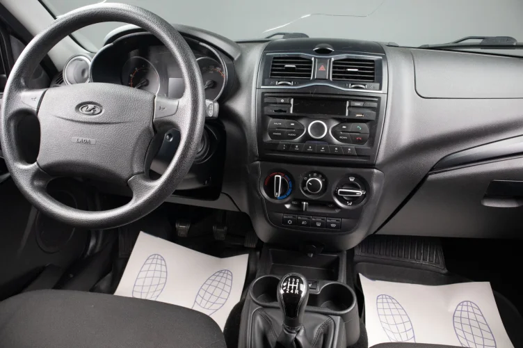 ВАЗ (LADA) Granta 8 из 16