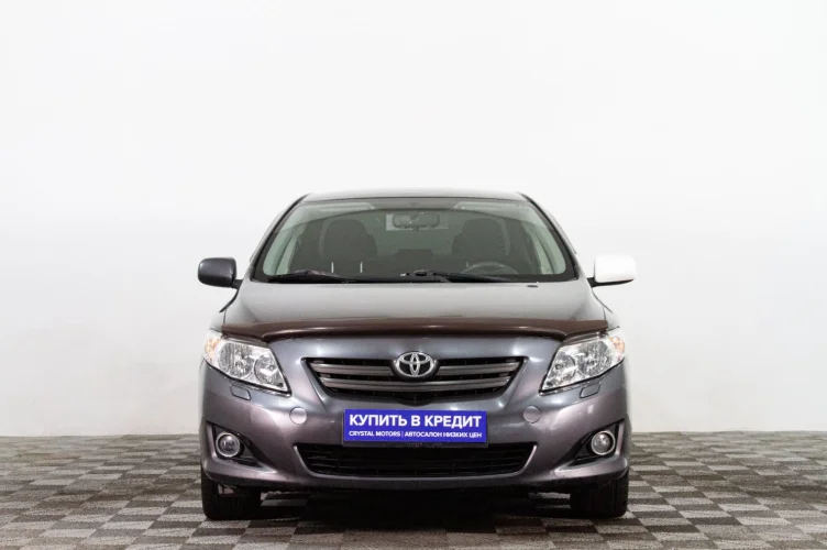 Toyota Corolla 2 из 6