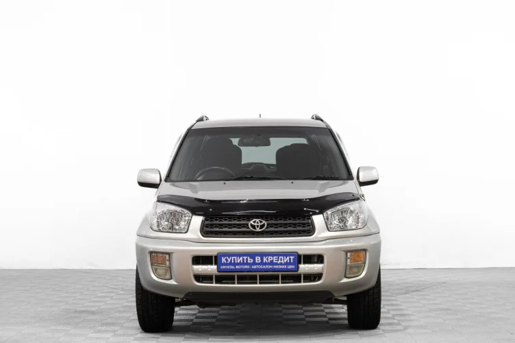 Toyota RAV4 2 из 6