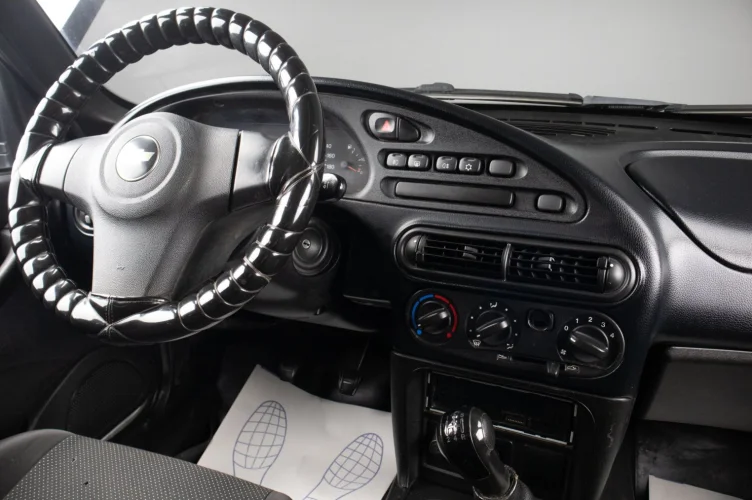 Chevrolet Niva 8 из 16