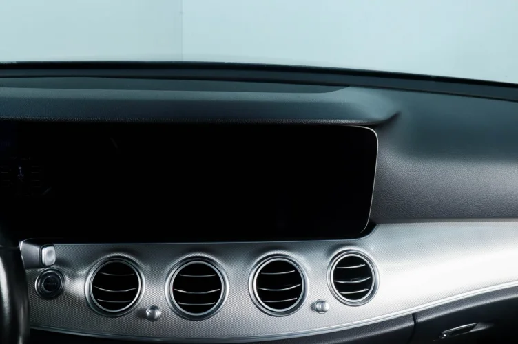Mercedes-Benz E-класс 9 из 17