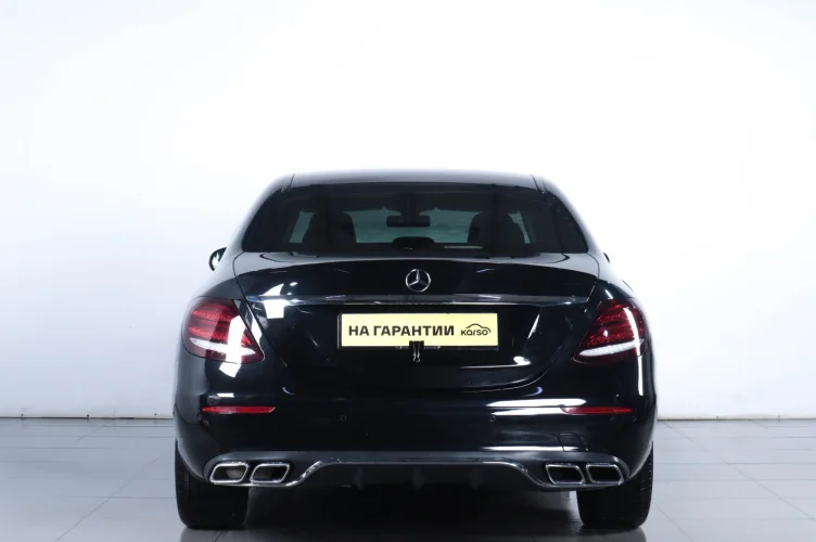 Mercedes-Benz E-класс 5 из 6