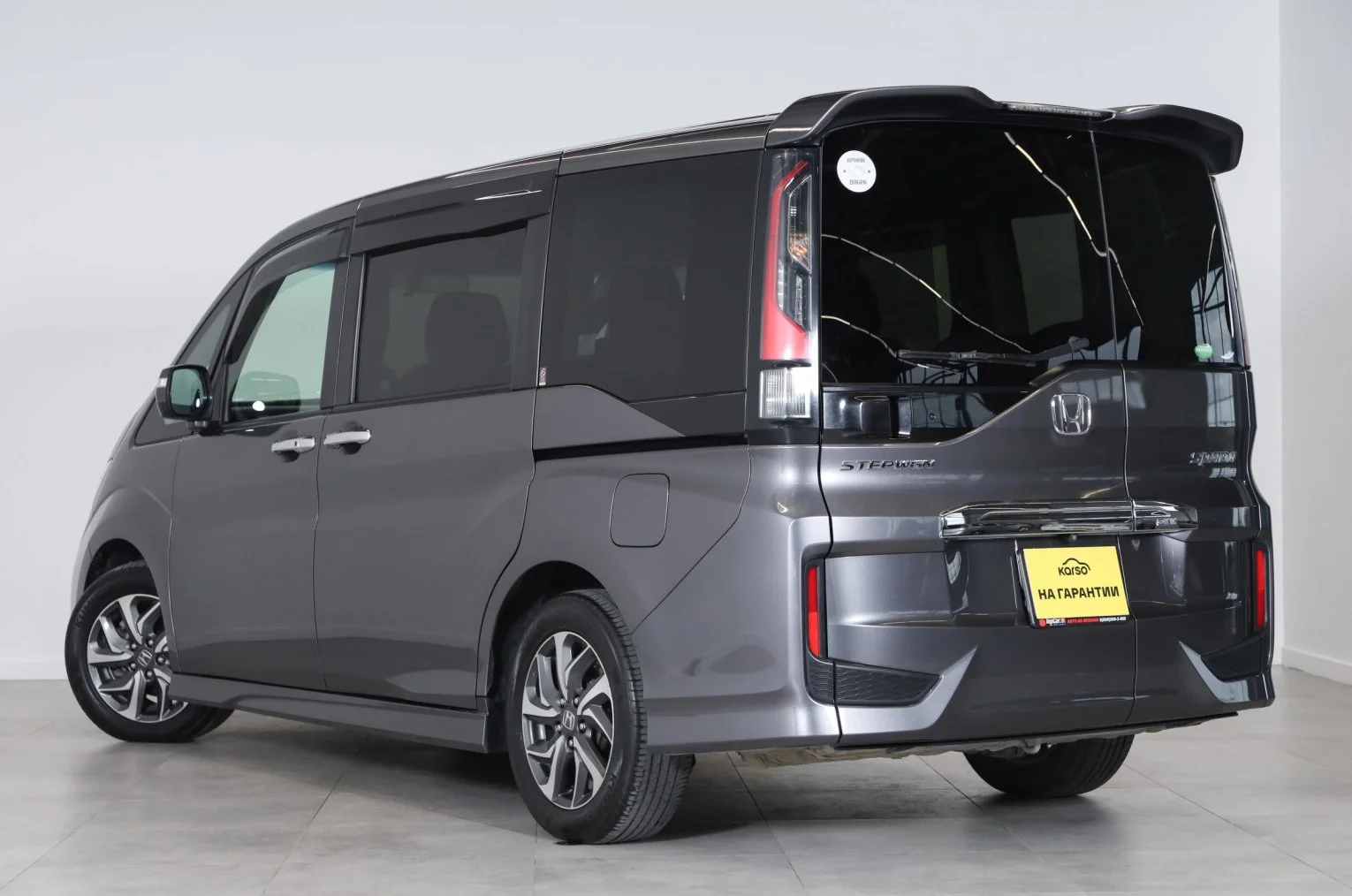 Honda Stepwgn Spada 4 из 17