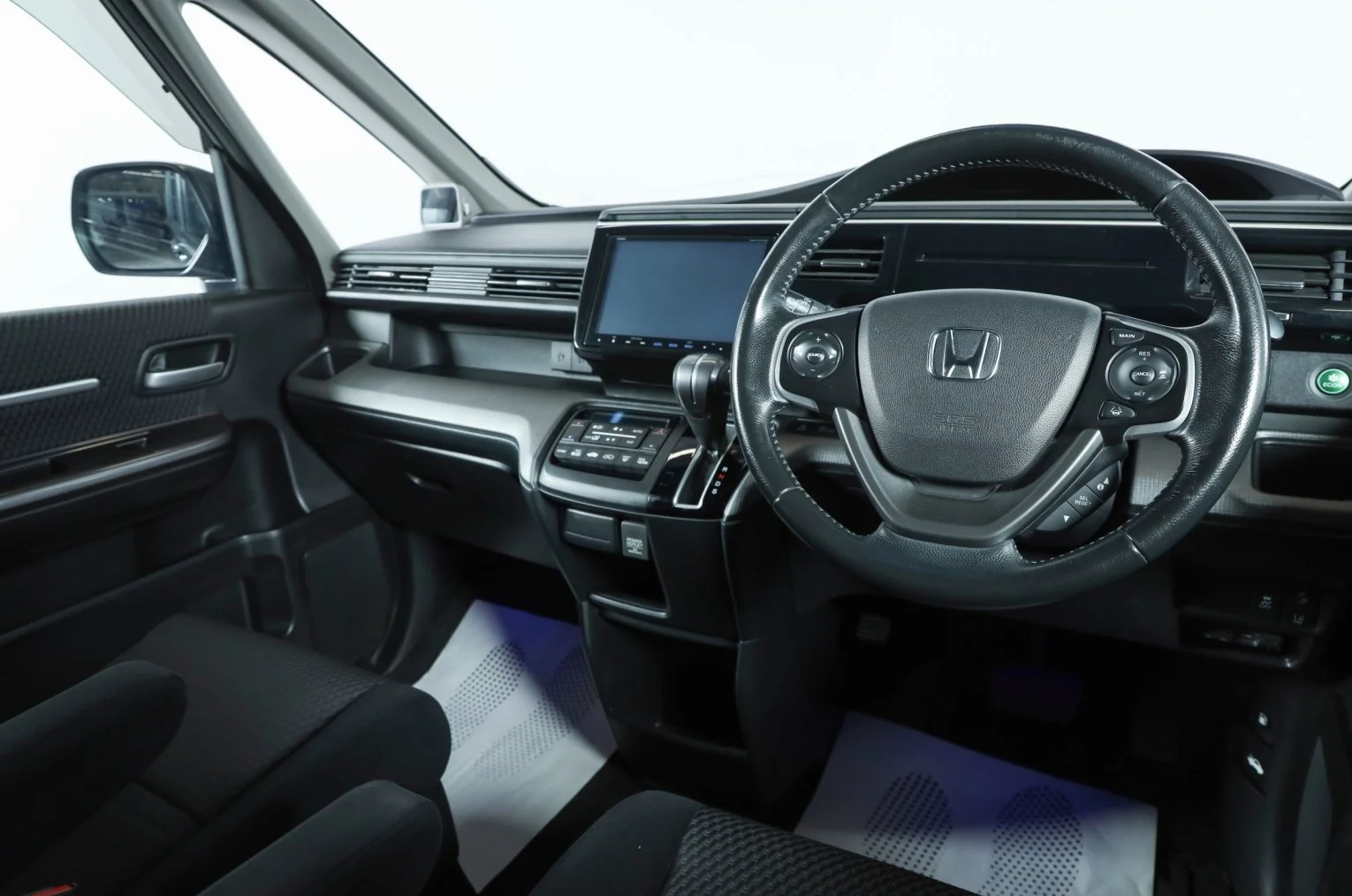 Honda Stepwgn Spada 9 из 17