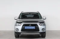 Mitsubishi Outlander 2 из 16