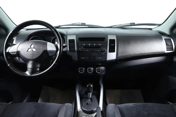 Mitsubishi Outlander 8 из 16