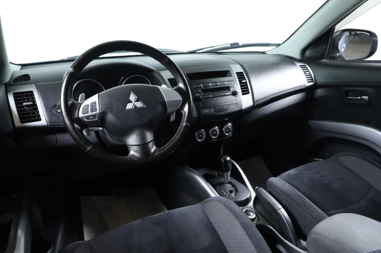 Mitsubishi Outlander 7 из 16