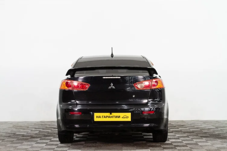 Mitsubishi Lancer 5 из 6