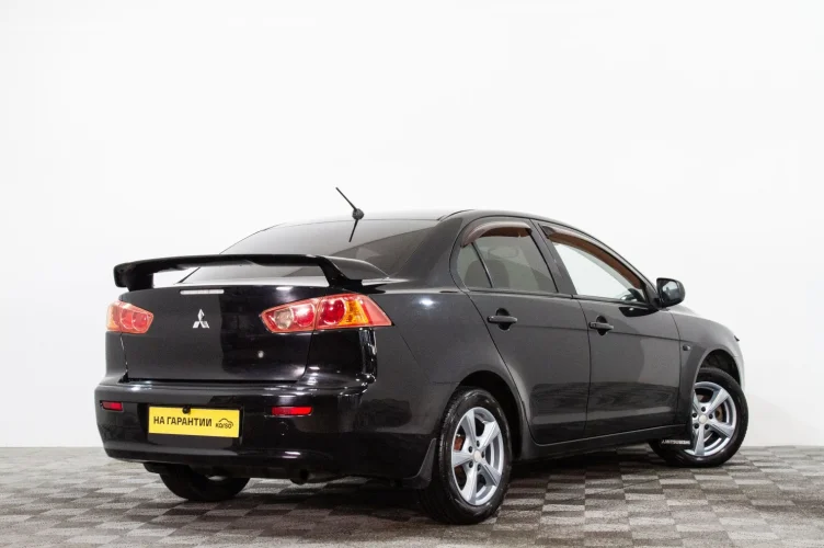 Mitsubishi Lancer 4 из 6