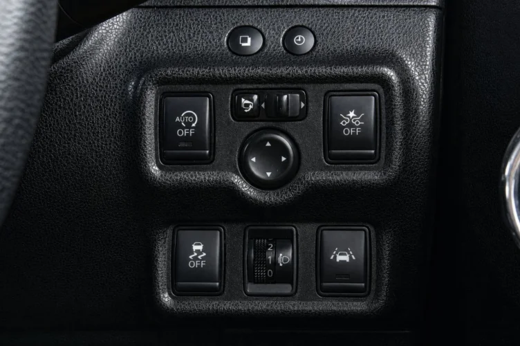 Nissan Note 11 из 16