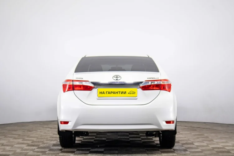 Toyota Corolla 5 из 6