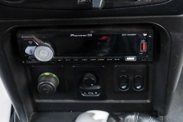 Chevrolet Niva 12 из 17