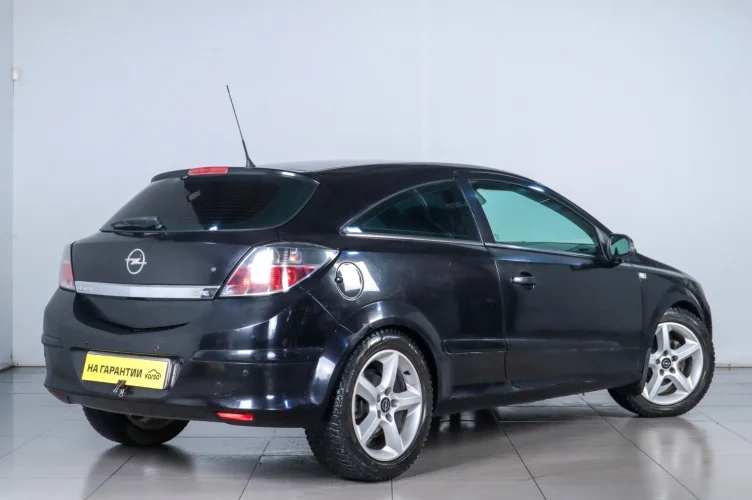Opel Astra GTC 6 из 6